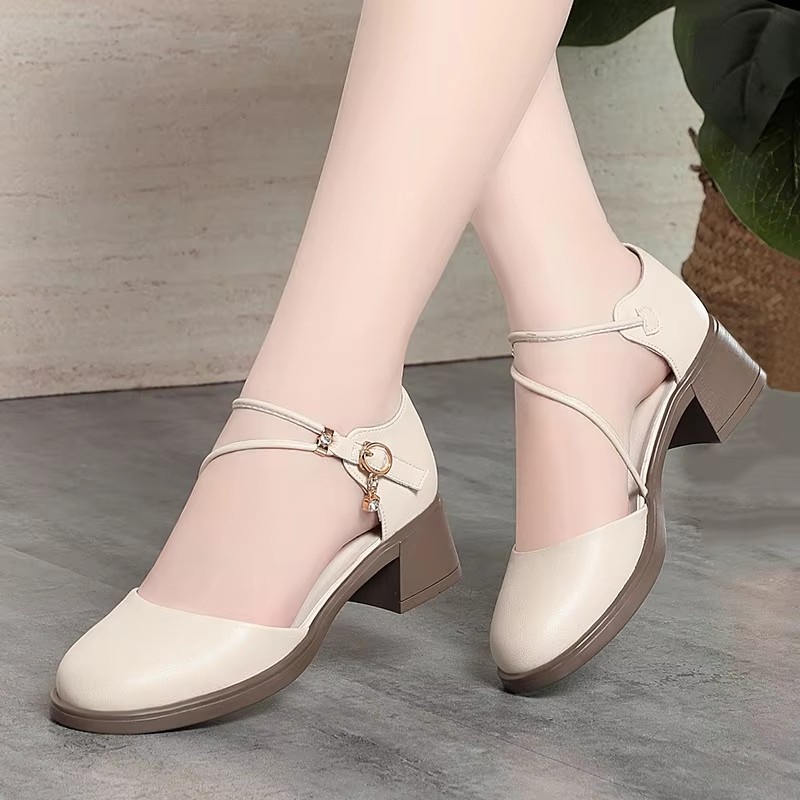 Sapatos de Salto Médio com Bic - Bandage avaliação e preço